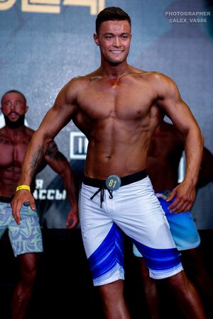 MEN'S PHYSIQUE-НОВИЧКИ
